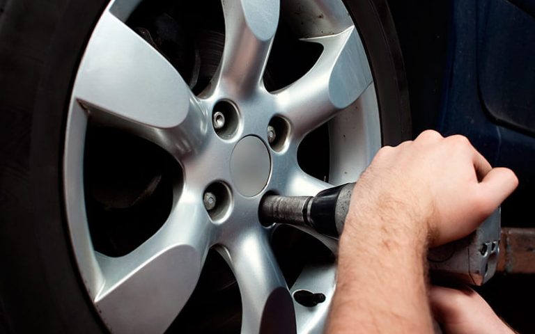 How To Change a Car Tire